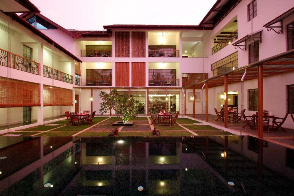 Eighth Bastion Fort Kochi - A Cgh Earth Experience Exterior photo
