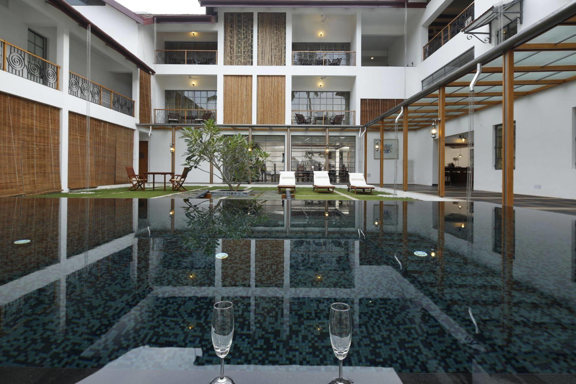 Eighth Bastion Fort Kochi - A Cgh Earth Experience Exterior photo