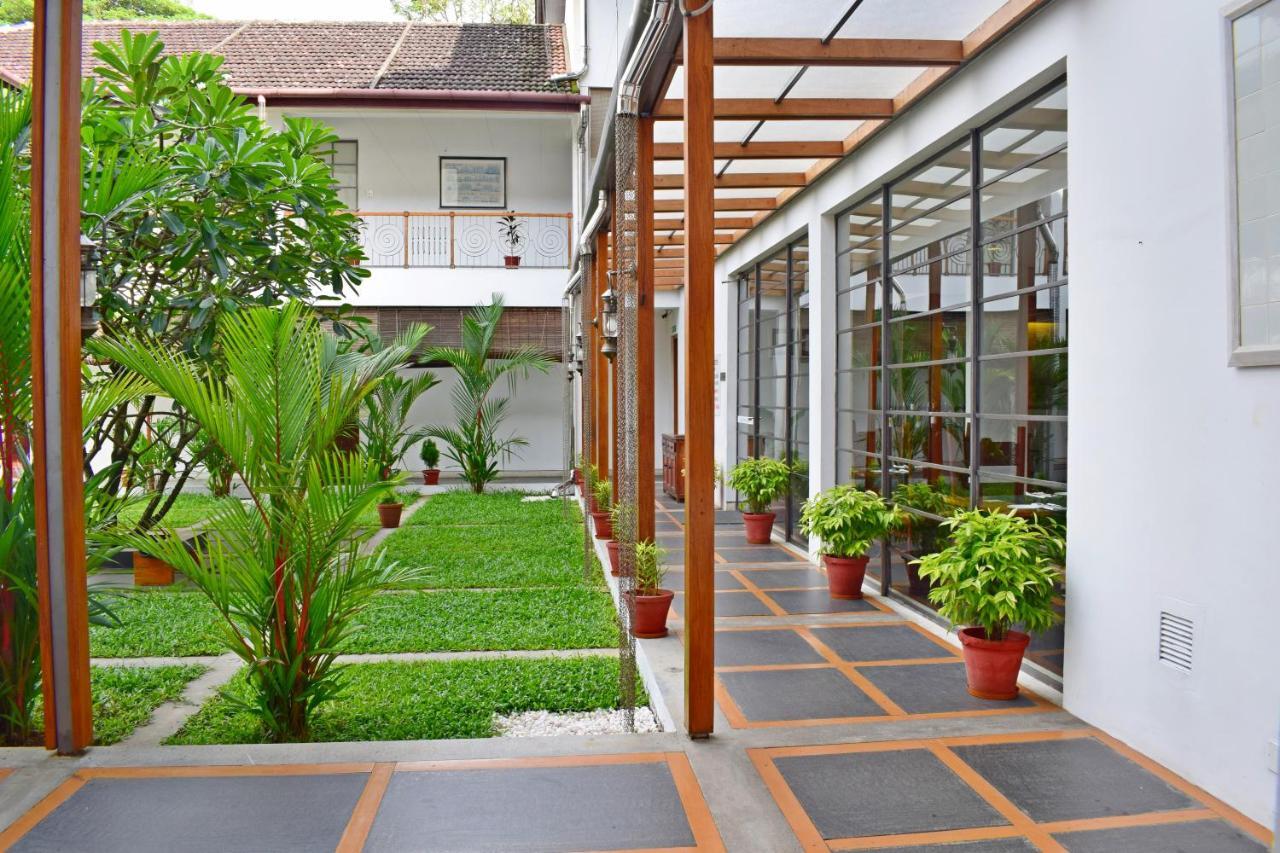 Eighth Bastion Fort Kochi - A Cgh Earth Experience Exterior photo